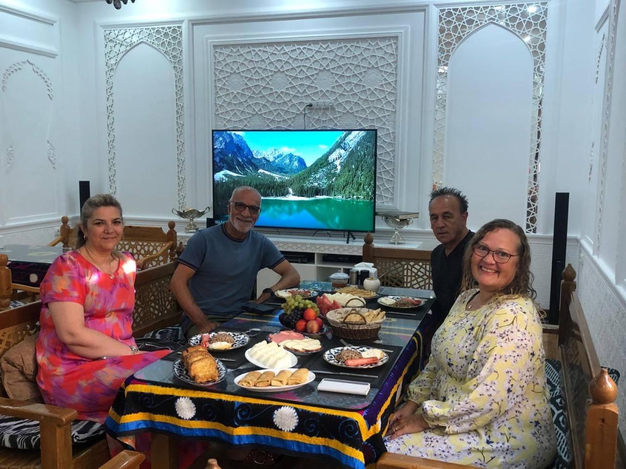 Poyi Kalon Teracce Hotel حلال Bukhara Esterno foto