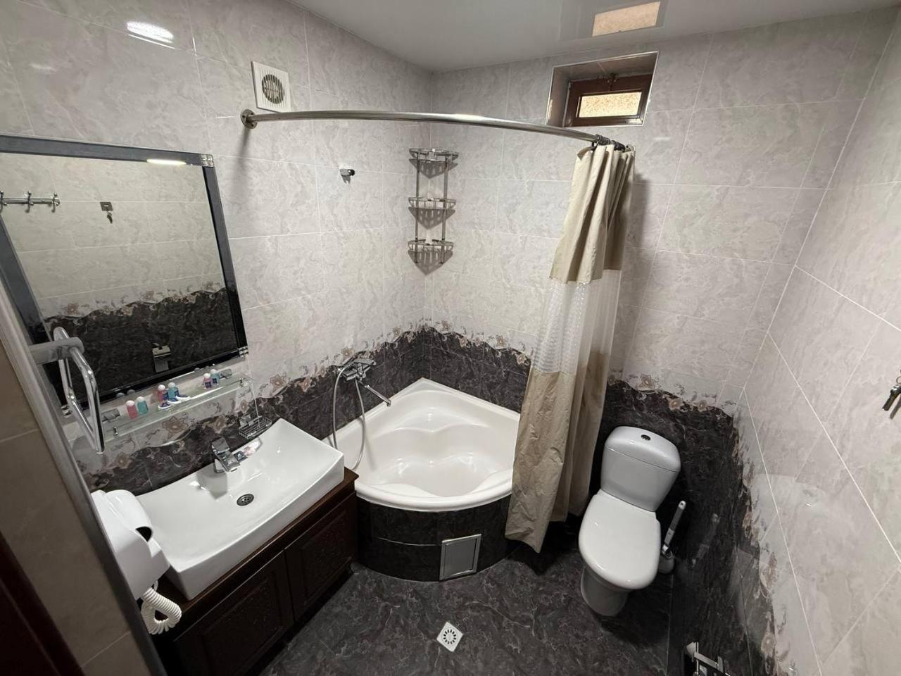 Poyi Kalon Teracce Hotel حلال Bukhara Esterno foto